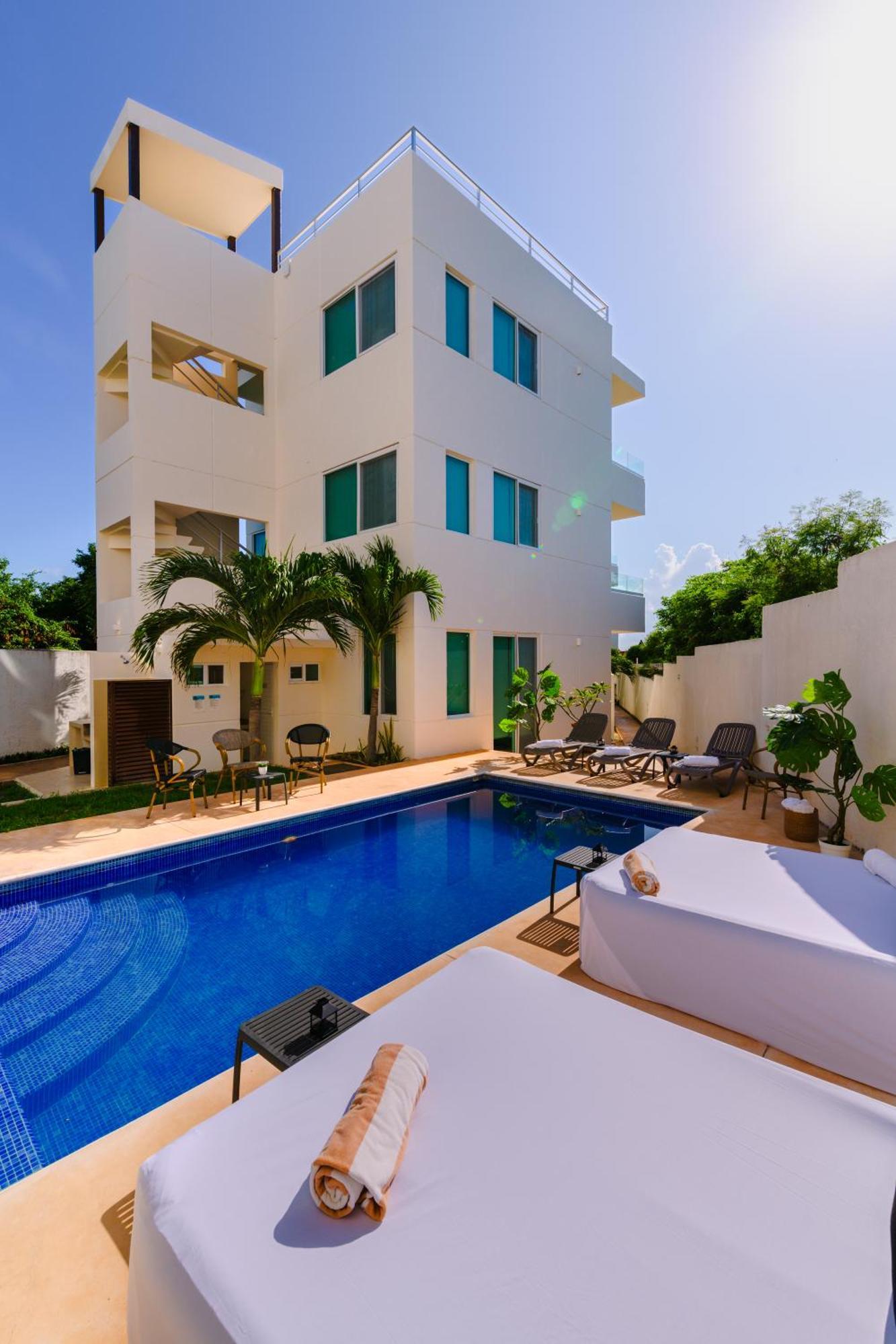 Azulea Isla Mujeres Hotel Exterior photo